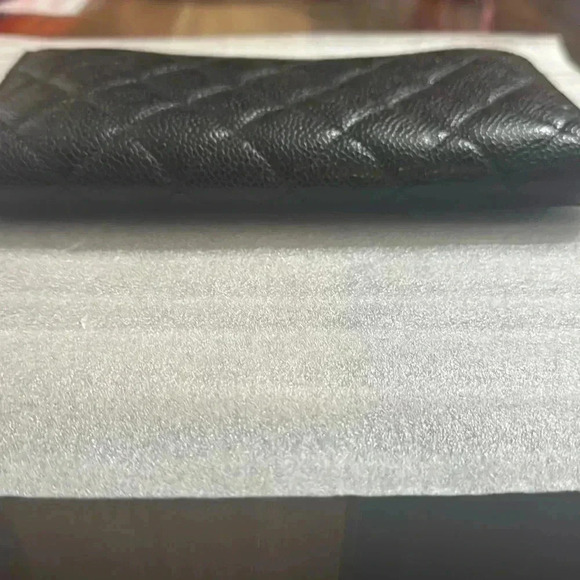 CHANEL Caviar Quilted Large Gusset Zip Around Wallet Black - Picture 9 of 13